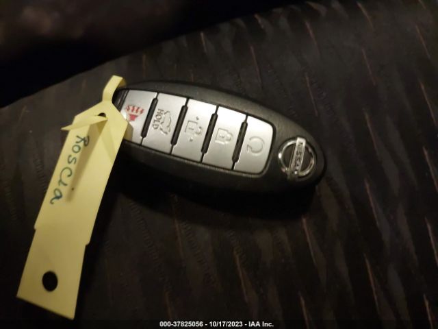 KNMAT2MV1JP612553 Nissan ROGUE SV