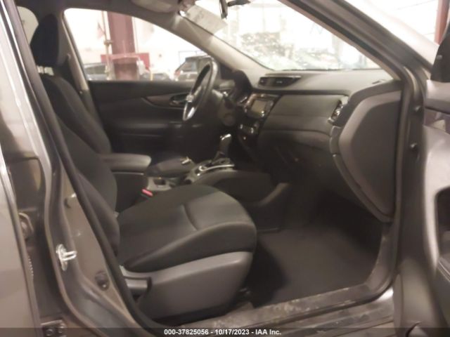 KNMAT2MV1JP612553 Nissan ROGUE SV