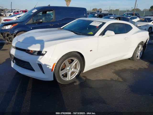 Chevrolet Camaro 1lt 2017 1G1FB1RS2H0191651 Image 2
