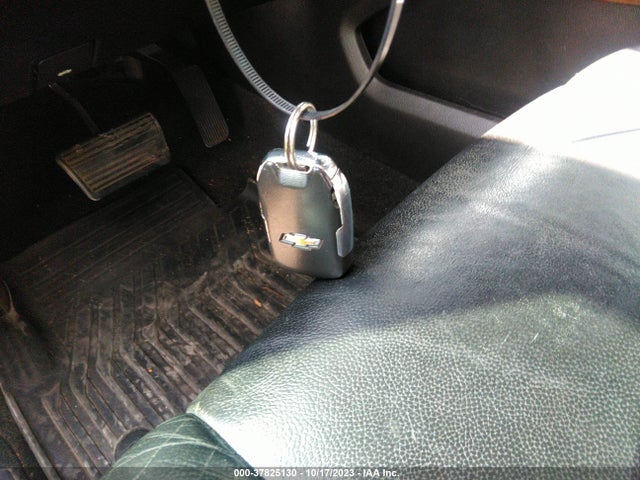 Chevrolet Suburban Lt 2018 1GNSKHKC6JR249237 Image 11