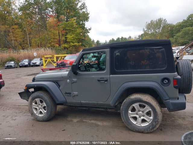 1C4GJXAN3MW762031 Jeep Wrangler Sport S 4x4