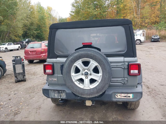 1C4GJXAN3MW762031 Jeep Wrangler Sport S 4x4