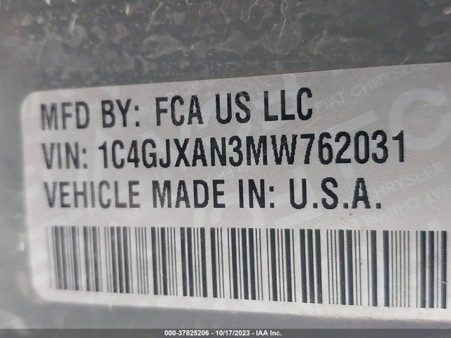 1C4GJXAN3MW762031 Jeep Wrangler Sport S 4x4