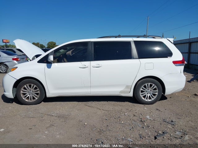 2011 TOYOTA SIENNA XLE V6 VIN: 5TDYK3DC5BS121920