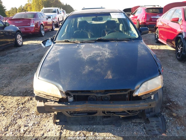 1998 HONDA ACCORD SDN DX VIN: 1HGCF8649WA188218