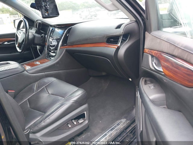 1GYS4CKJ1FR180088 Cadillac Escalade Premium