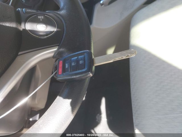 19XFB2F5XEE268040 Honda Civic Sedan Lx