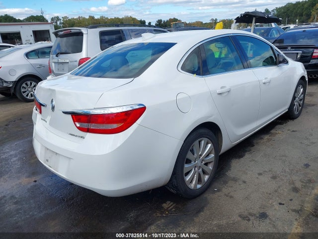 37825514 :رقم المزاد ، 1G4PP5SK8F4202877 vin ، 2015 Buick Verano مزاد بيع