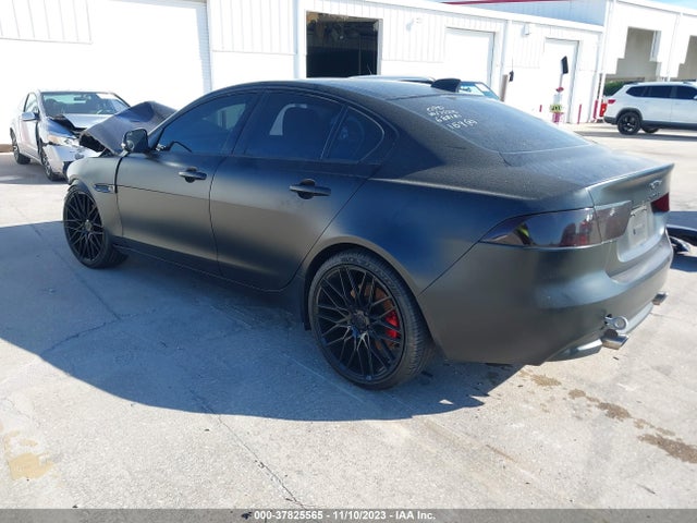2017 JAGUAR XE SAJAD4BG0HA974451 Photo 2