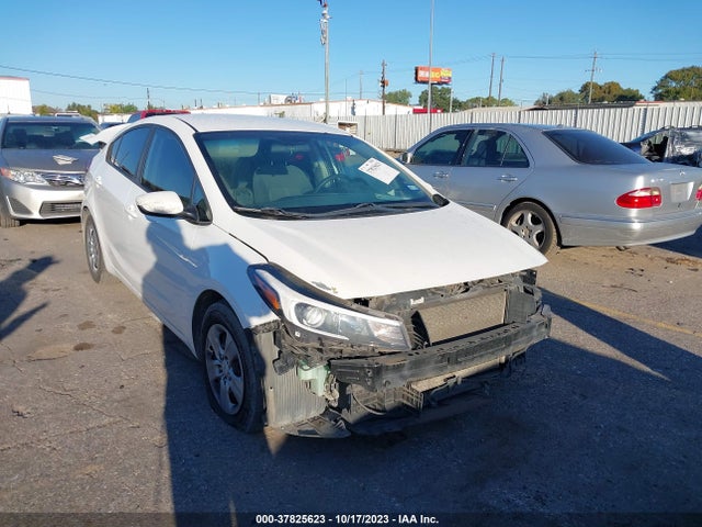 2017 Kia Forte Lx მანქანა იყიდება აუქციონზე, vin: 3KPFK4A77HE076213, აუქციონის ნომერი: 37825623