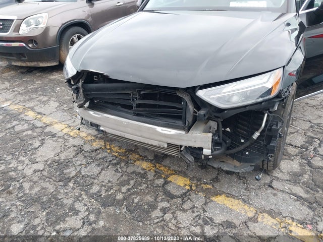 WA1BAAFY6M2125081 Audi Q5 Premium Plus