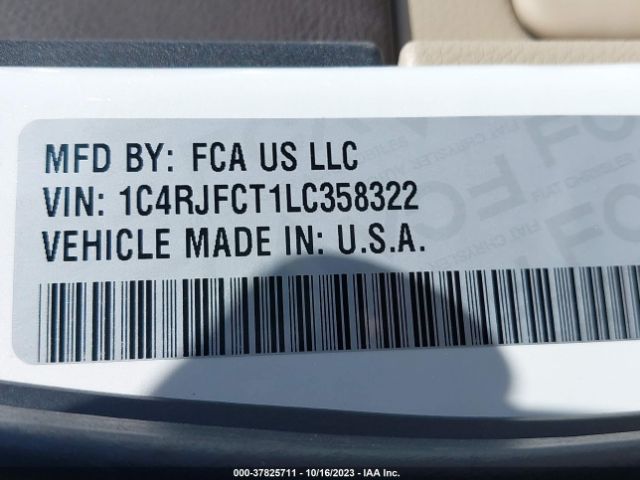 2020 JEEP GRAND CHEROKEE 1C4RJFCT1LC358322 Photo 8