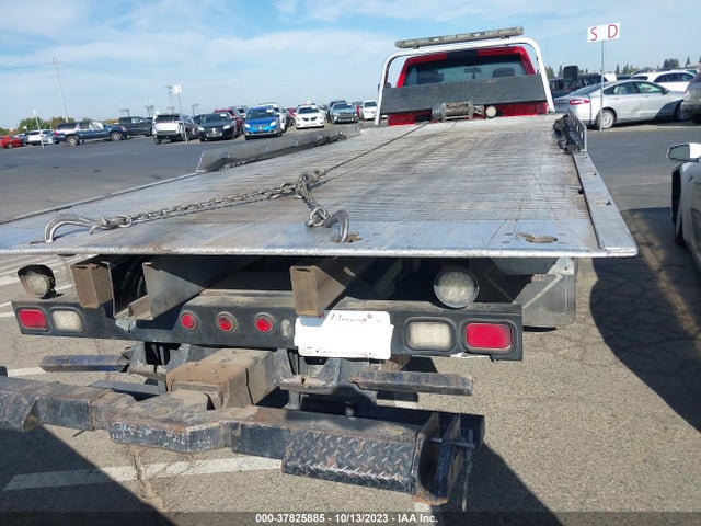 37825885 :رقم المزاد ، 3C7WDMDL6CG296834 vin ، 2012 Ram 5500 Slt مزاد بيع
