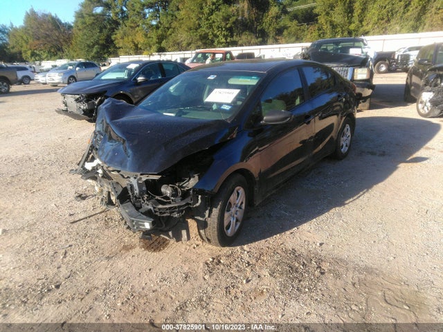 KIA FORTE LX 2018 3KPFK4A79JE219023 Image 2