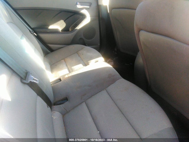 KIA FORTE LX 2018 3KPFK4A79JE219023 Image 8