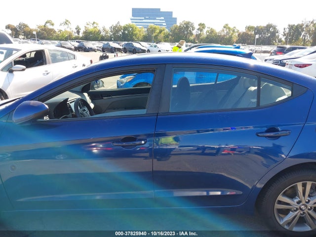 Hyundai ELANTRA SEL 2018 5NPD84LF8JH239365 Image 14