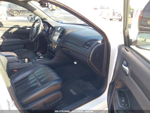 2014 CHRYSLER 300 S VIN: 2C3CCABG8EH171493