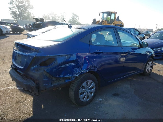 Hyundai ACCENT SE 2017 KMHCT4AE4HU216116 Image 4