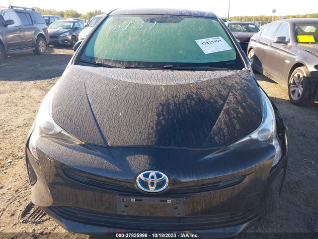 Toyota Prius Four 2016 JTDKARFU4G3516939 Image 11