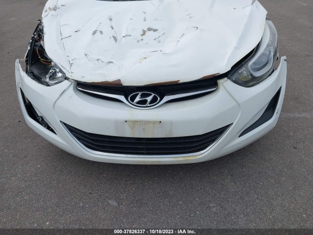 2015 HYUNDAI ELANTRA SE VIN: 5NPDH4AE8FH574319