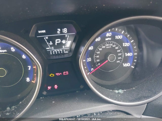 2015 HYUNDAI ELANTRA SE VIN: 5NPDH4AE8FH574319