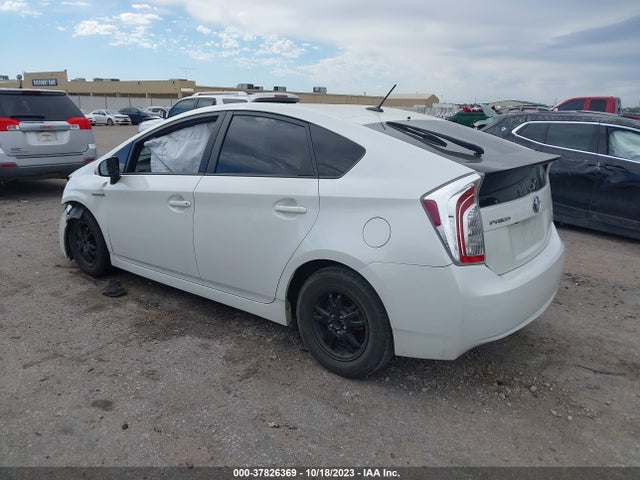 JTDKN3DU9F0435407 Toyota Prius Three