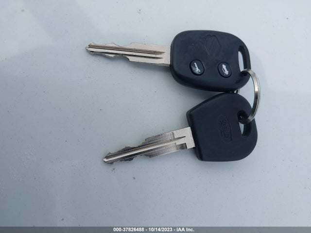 2004 SUZUKI VERONA EX VIN: KL5VM52L74B116231