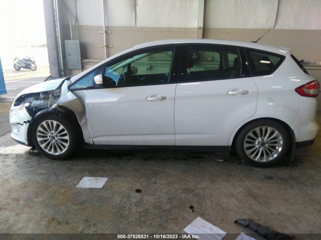 1FADP5AU3HL106552 Ford C-max Hybrid Se