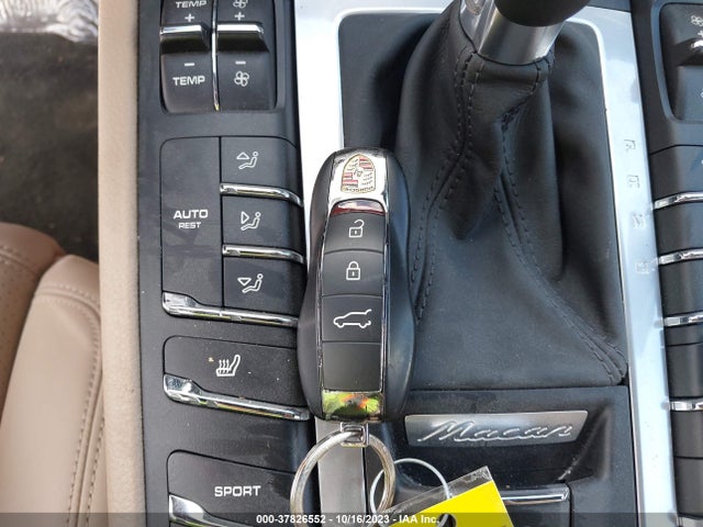 2021 PORSCHE MACAN WP1AB2A50MLB36765 Photo 10