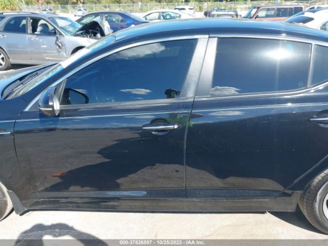 5XXGM4A77FG519561 KIA Optima Lx