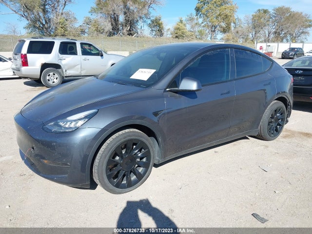5YJYGDEE4LF034085 Tesla Model Y Long Range