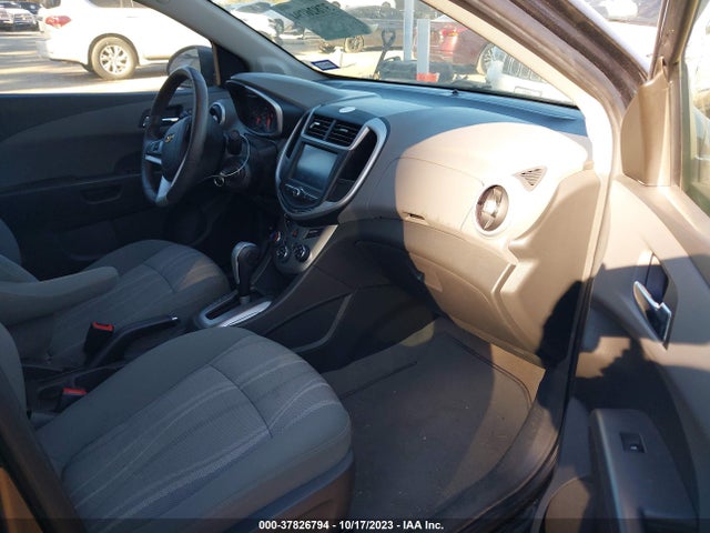 Chevrolet Sonic Lt Auto 2017 1G1JD5SH8H4101793 Image 5