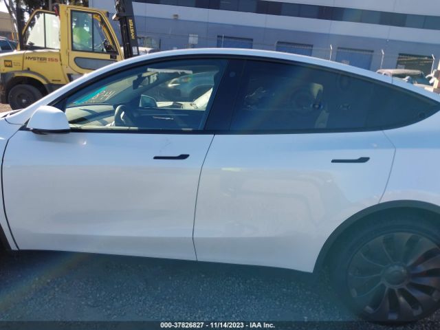 7SAYGDEF4PF750759 Tesla Model Y Performance