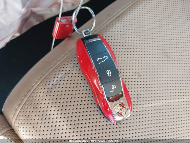 2018 PORSCHE CAYENNE WP1AA2A21JKA02678 Photo 10