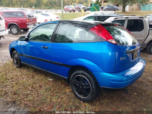 2000 FORD FOCUS ZX3 VIN: 3FAFP313XYR210087
