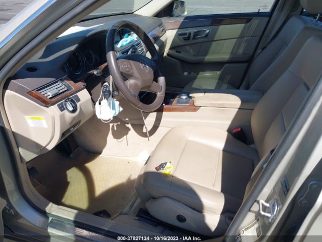 2011 MERCEDES-BENZ E-CLASS WDDHF2EB8BA496949 Photo 4
