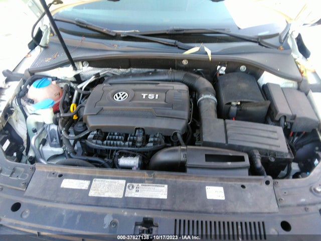 1VWBT7A38EC053050 Volkswagen Passat Se W/sunroof