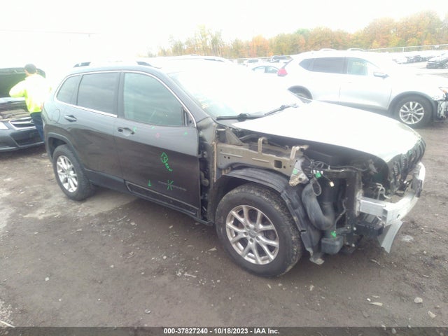 2016 JEEP CHEROKEE LATITUDE VIN: 1C4PJMCS7GW156110