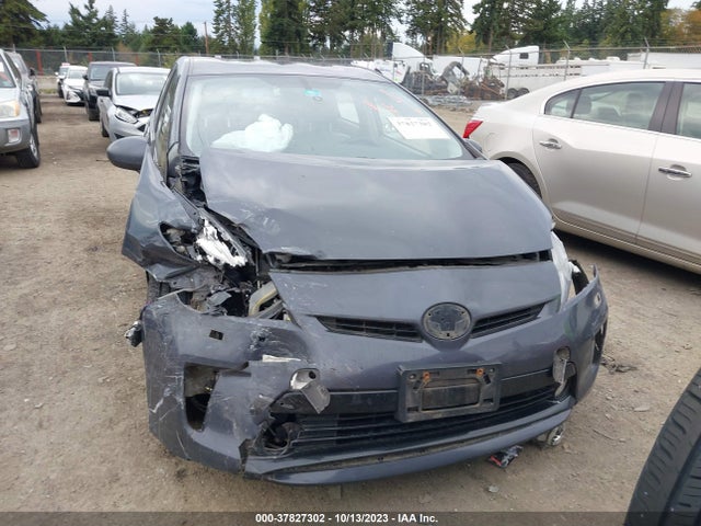 Toyota Prius Four 2015 JTDKN3DU9F0470030 Image 12