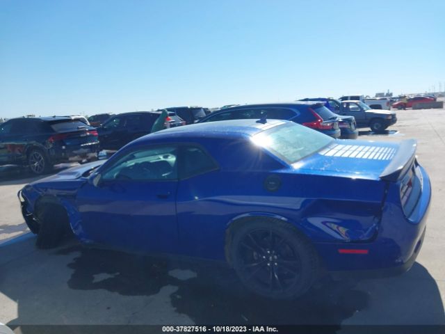 2C3CDZAG8JH161800 Dodge Challenger Sxt Plus