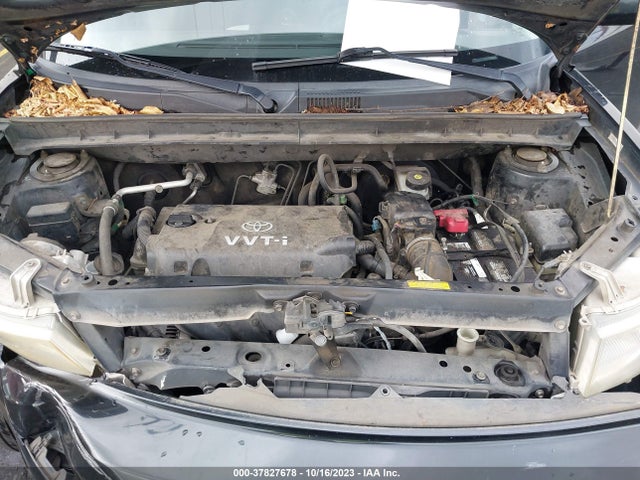 2005 SCION XB VIN: JTLKT334850170974