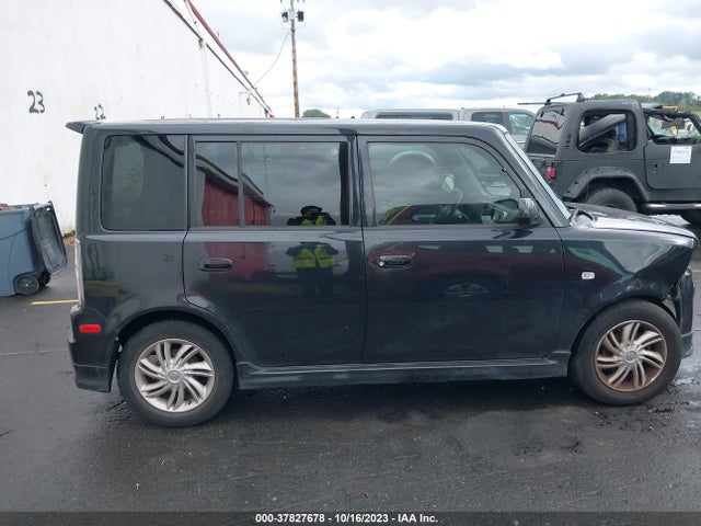 2005 SCION XB VIN: JTLKT334850170974