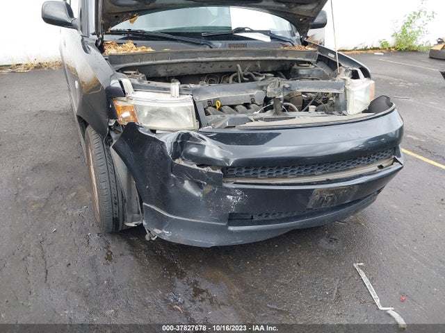 2005 SCION XB VIN: JTLKT334850170974