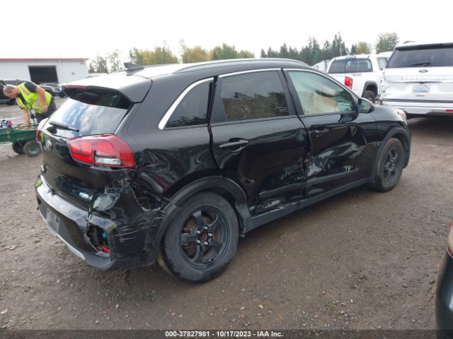 KNDCB3LC4L5365383 KIA NIRO LX