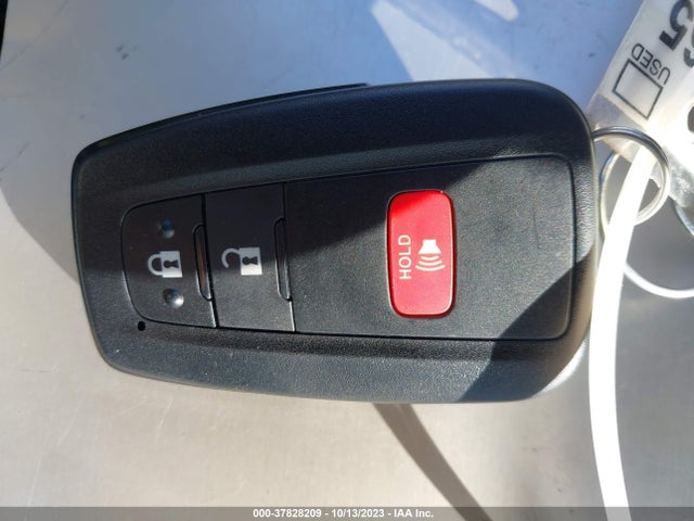 Toyota Prius L 2021 JTDKAMFU5M3129766 Image 11
