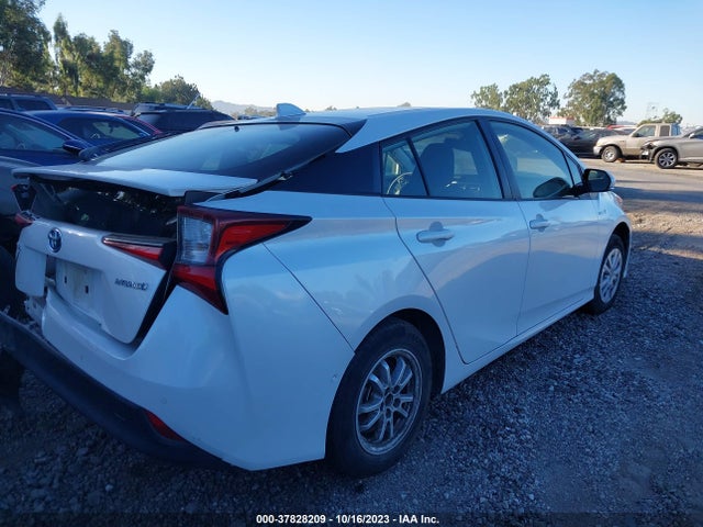 Toyota Prius L 2021 JTDKAMFU5M3129766 Image 4