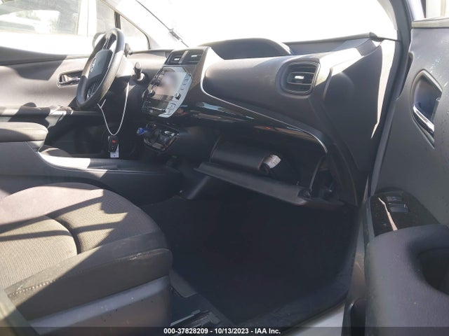 Toyota Prius L 2021 JTDKAMFU5M3129766 Image 5