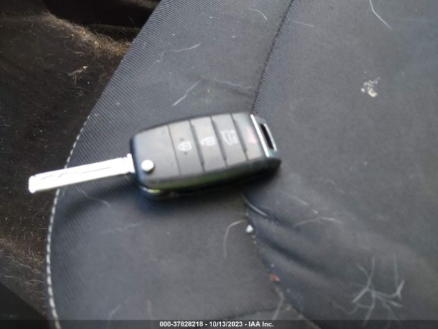 KNDJP3A50J7535950 KIA SOUL +