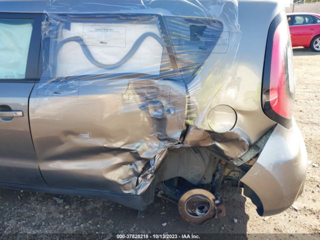 KNDJP3A50J7535950 KIA SOUL +