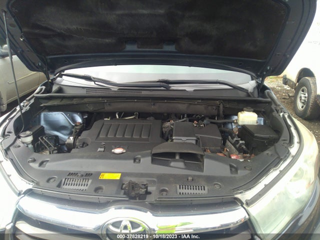 Toyota Highlander Le V6 2016 5TDBKRFH9GS266399 Image 10